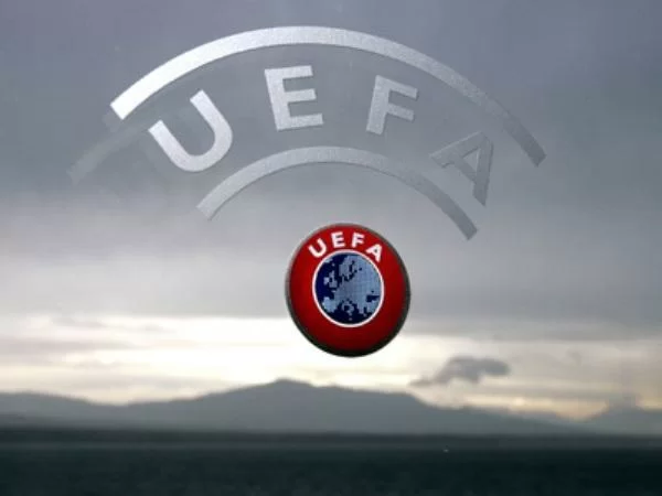 La UEFA rimanda le partite delle Nazionali