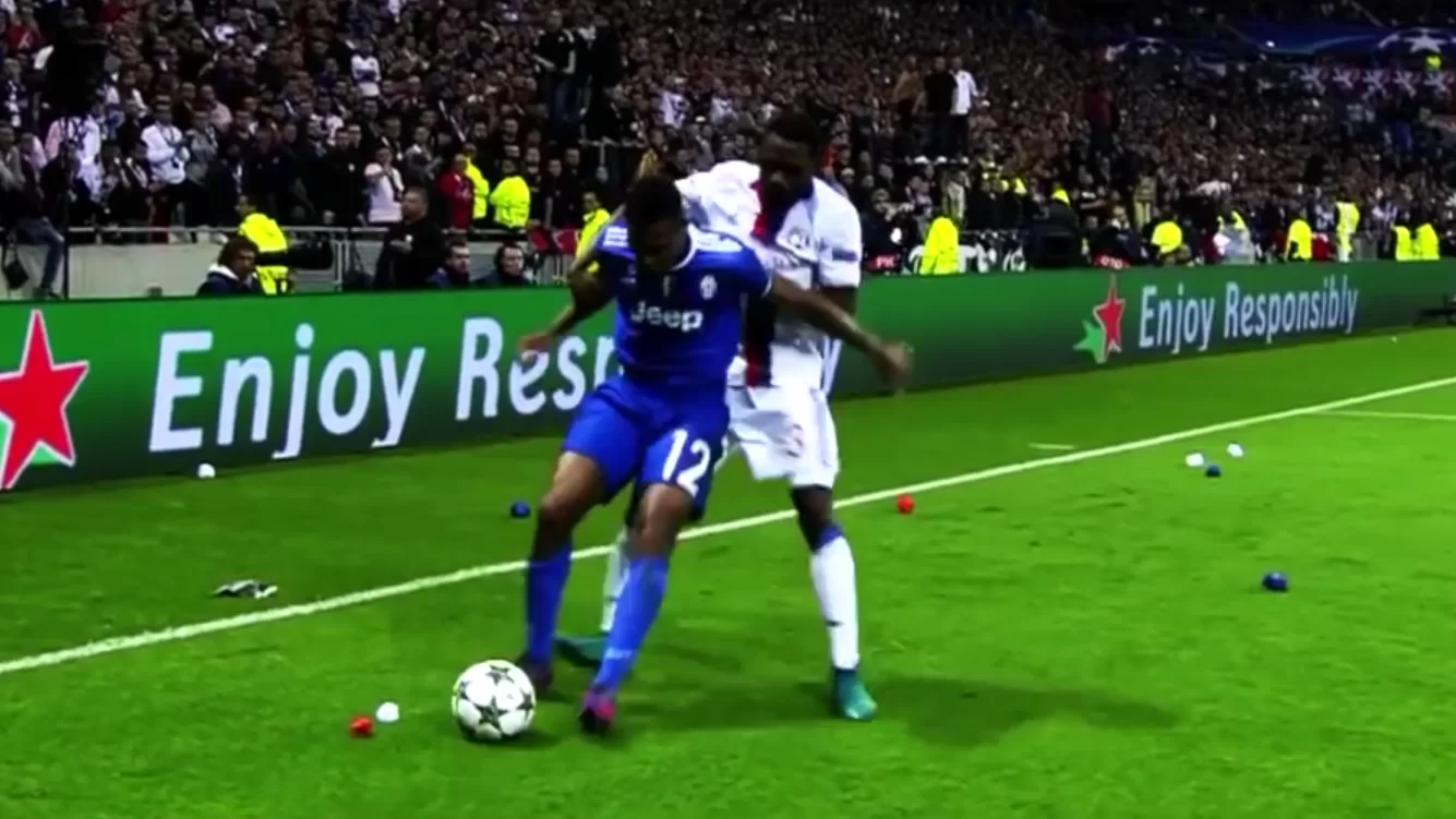 GdS – Clamorosa offerta dalla Francia per Alex Sandro: sul piatto anche due contropartite