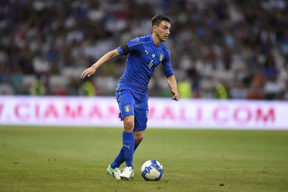 Tuttosport – Dani Alves saluta, è caccia al sostituto. Offerta per Darmian