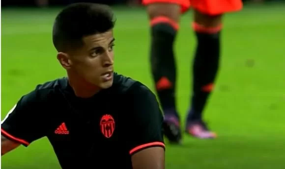 ESCLUSIVA SJ – Cancelo vede Juve, ma l’Inter contatta il Valencia: la situazione