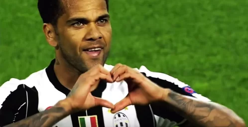 Dalla Spagna – L’ex Juve e Barça Dani Alves decisivo nella scelta di Arthur