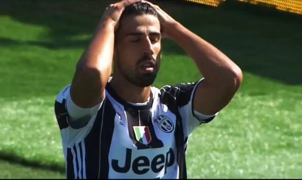 Allarme Khedira: salta l’allenamento con la Germania