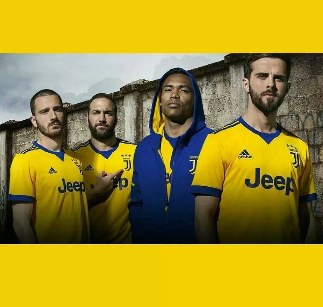 Presentazione seconda maglia: Higuain è in ottima compagnia