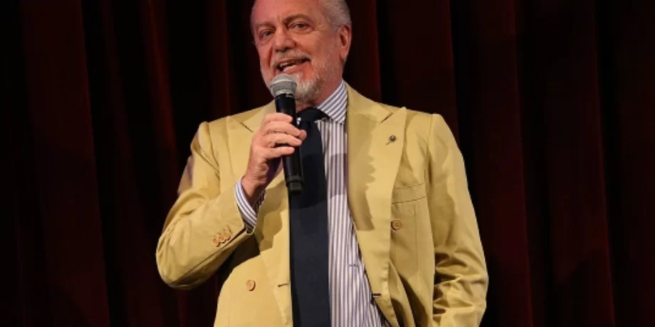 De Laurentiis attacca: “Juve potente grazie agli Agnelli. Questo può creare condizionamenti…”