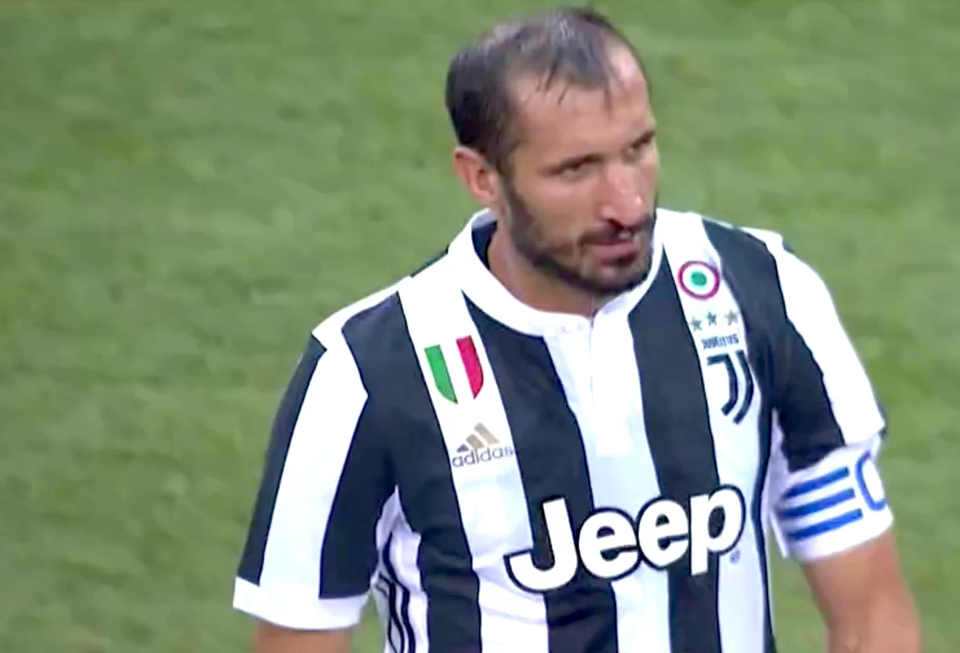 Infortunio Chiellini, il difensore lascia il ritiro della nazionale: atteso a Torino per gli esami