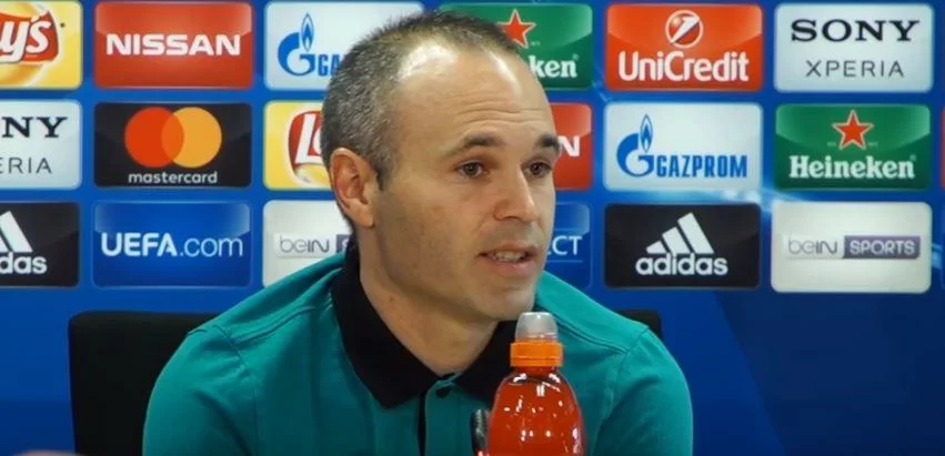 Caso Iniesta: sul rinnovo di contratto parla il padre