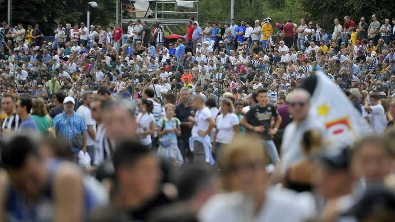 Voglio, esigo, pretendo, il mercato dei “non” addetti ai lavori