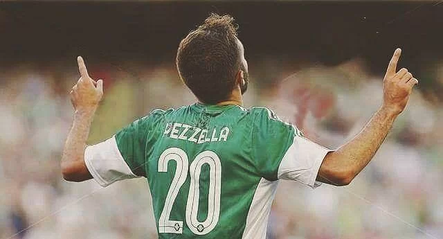 Pezzella alla vigilia di Juve-Fiorentina: “Dybala può diventare l’erede di Messi. E su Higuain…”