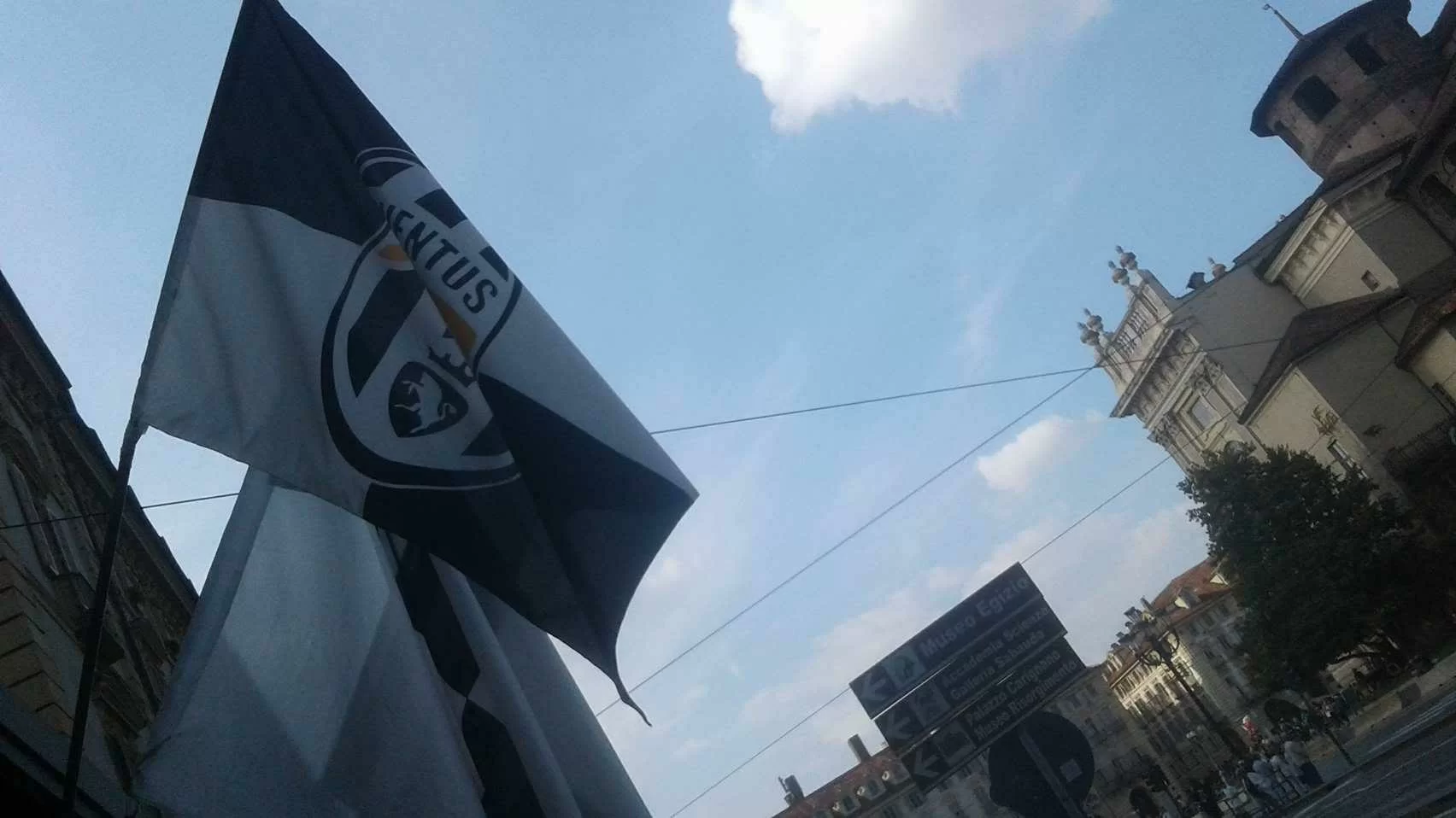 E tutto qui cade incantevole…