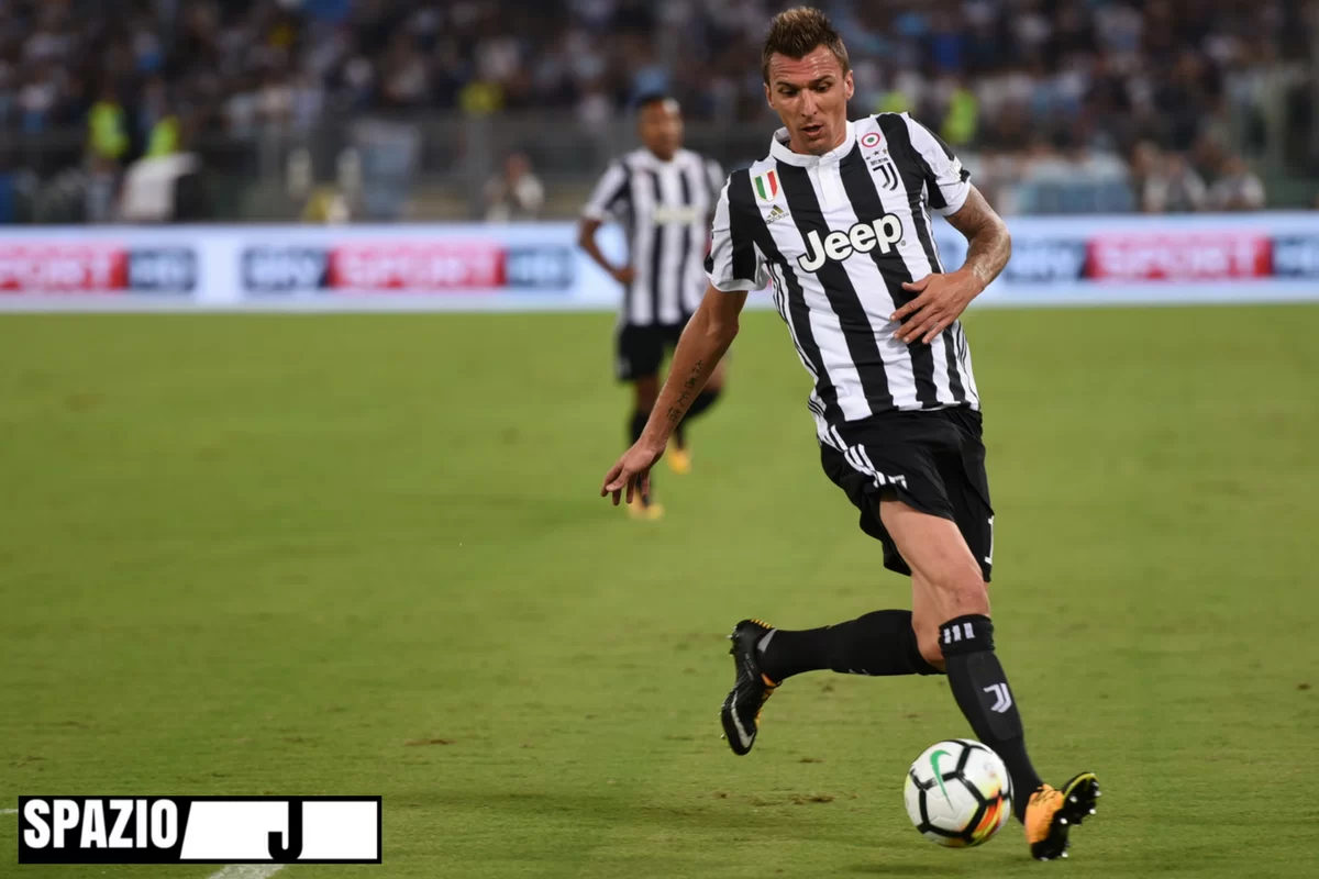 Juventus, Mandzukic: “Un onore giocare con questa maglia gloriosa”