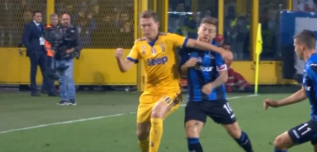 Diatriba Juve-Var, cosa dice il regolamento?