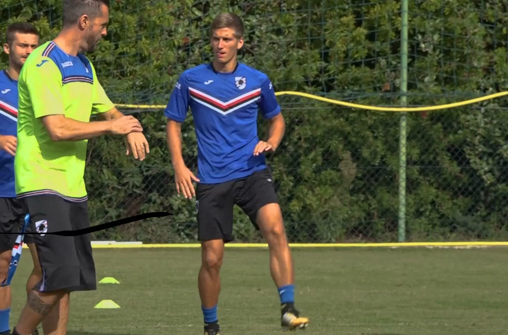 Dennis Praet, primo acquisto della Juve che verrà: scheda tecnica del trequartista belga