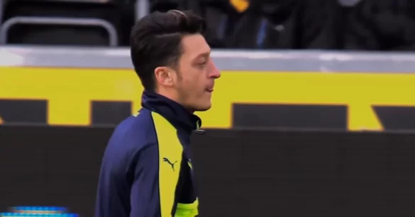 Agresti su Twitter: “Ozil non è un obiettivo di mercato della Juventus”