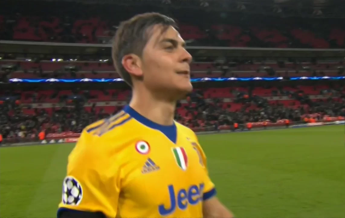 Scaloni: “Dybala in permesso”. E spunta il motivo del ritardo…