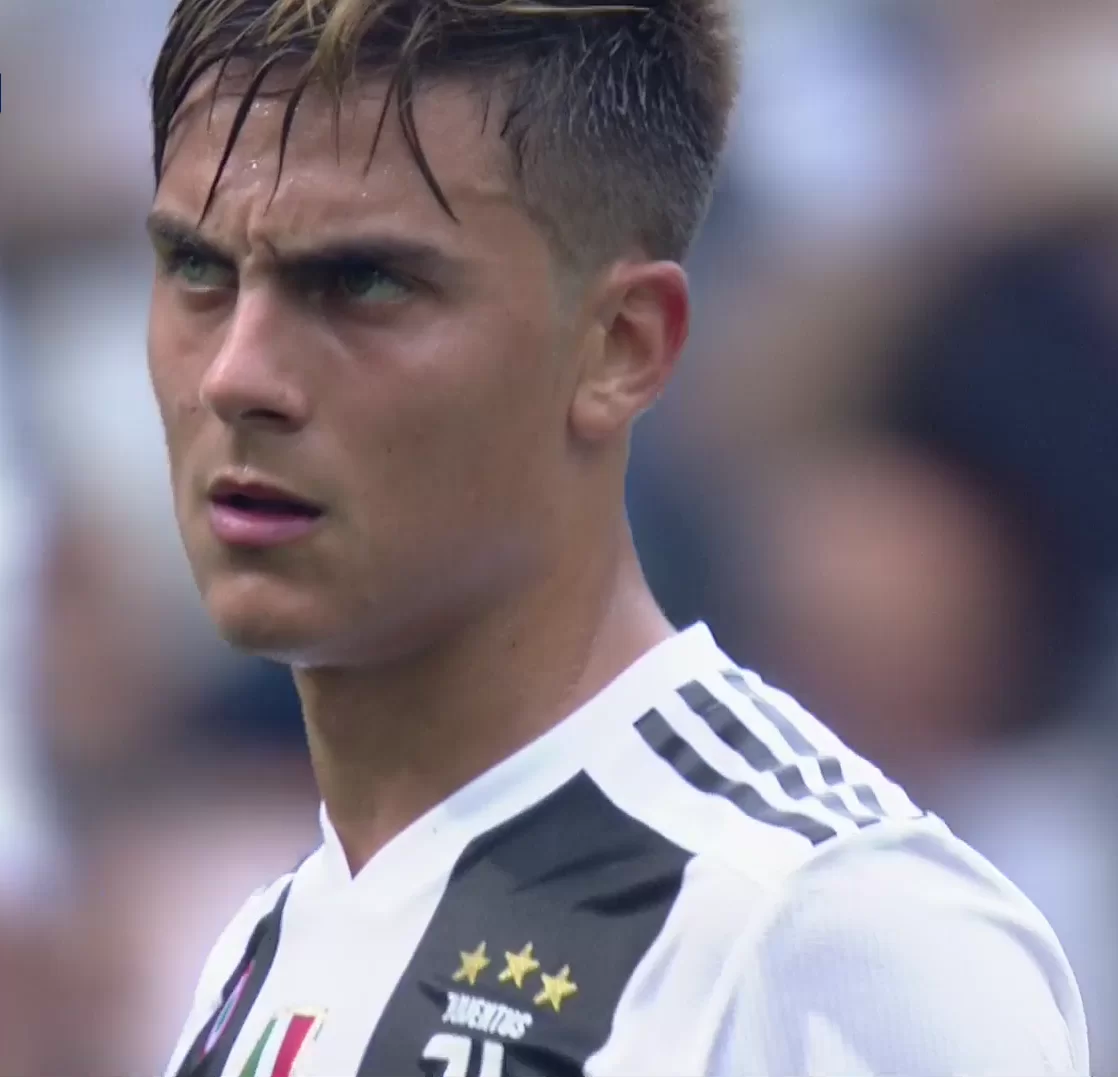 I tifosi invocano Dybala, Martusciello non manda in campo: la Joya getta via la pettorina