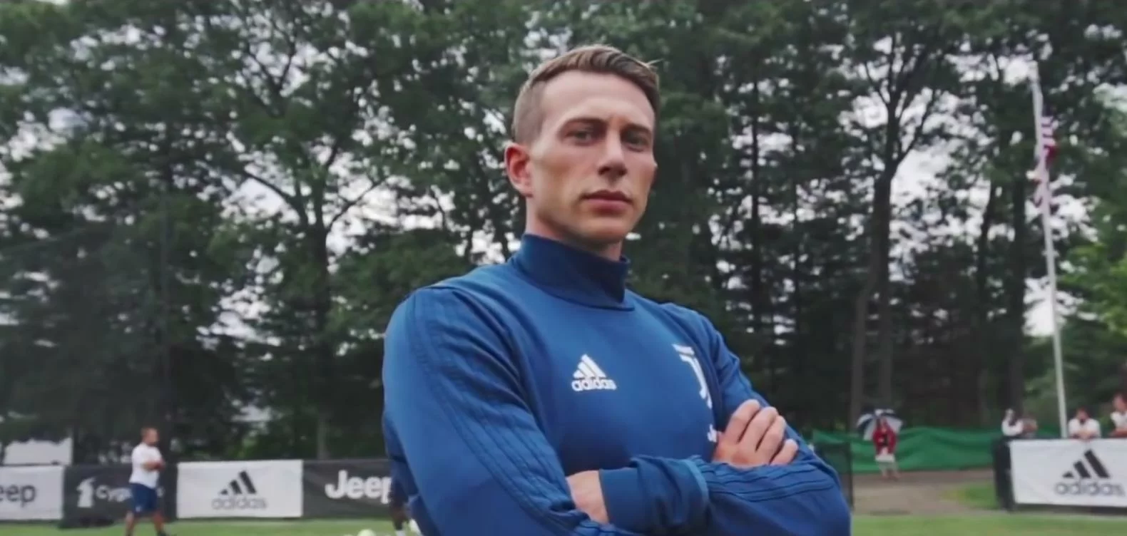 La Stampa: “Brilla la stella Bernardeschi, Dybala finito nell’ombra”