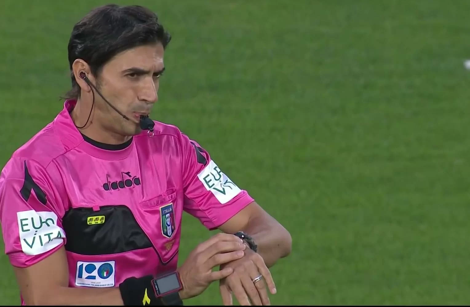 La moviola di CdS: “Bravo Calvarese a concedere il vantaggio in occasione del goal”