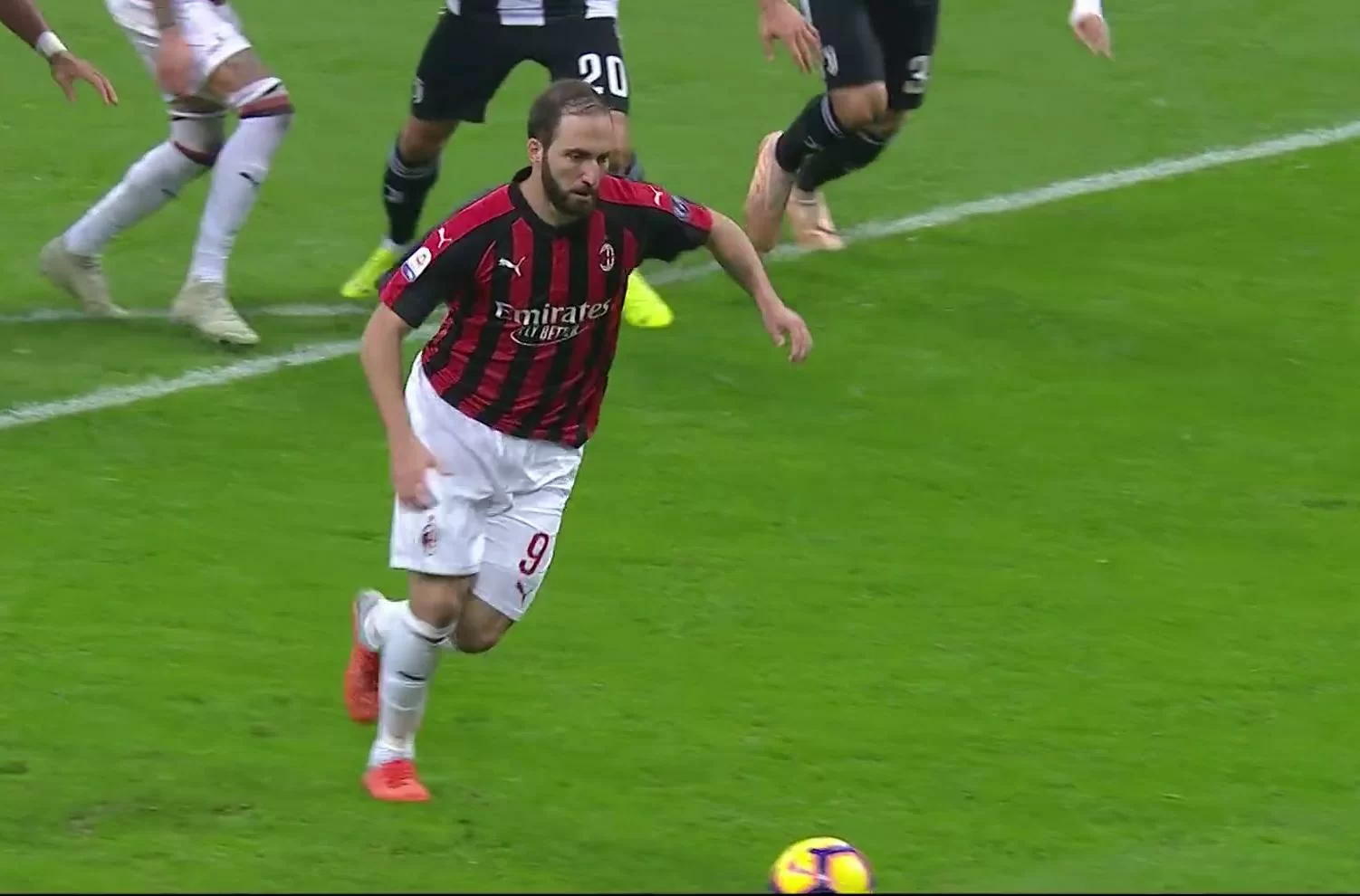 Tuttosport – Milan, la sentenza Uefa complica il riscatto di Higuain