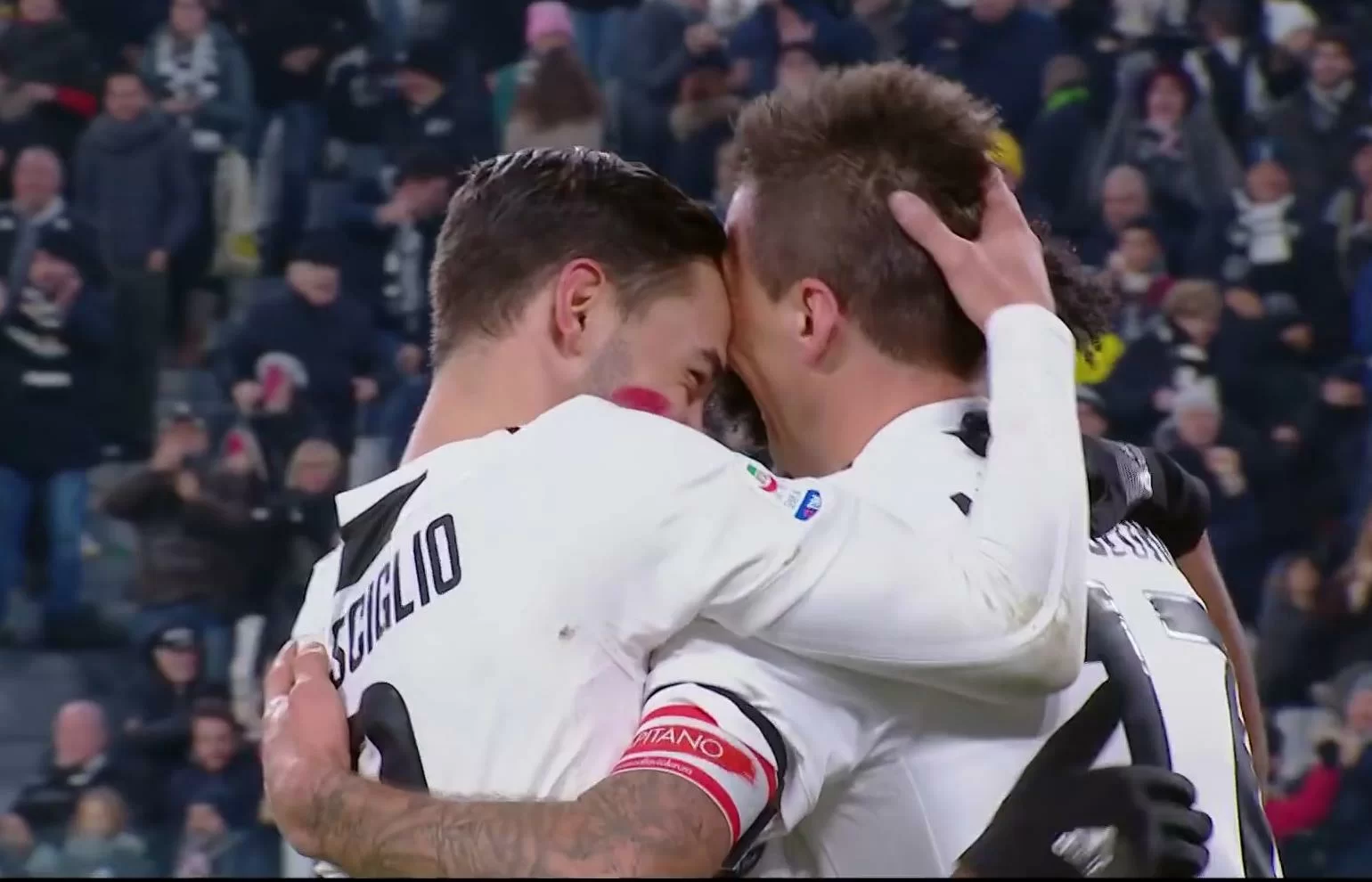 De Sciglio: “La Fiorentina con noi fa sempre la gara della vita. Io a destra? Vi spiego perché”