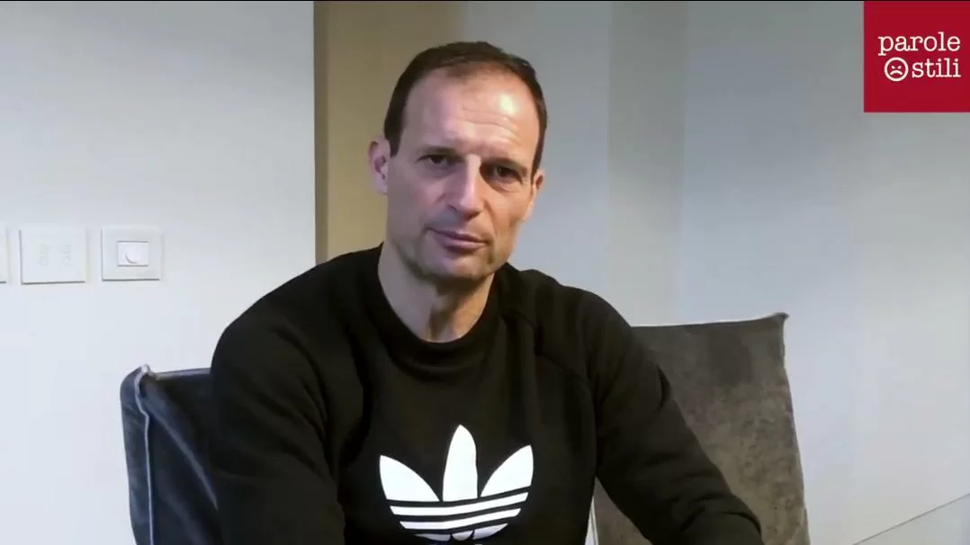 Allegri su Twitter: “Basta insulti, anche sui social”