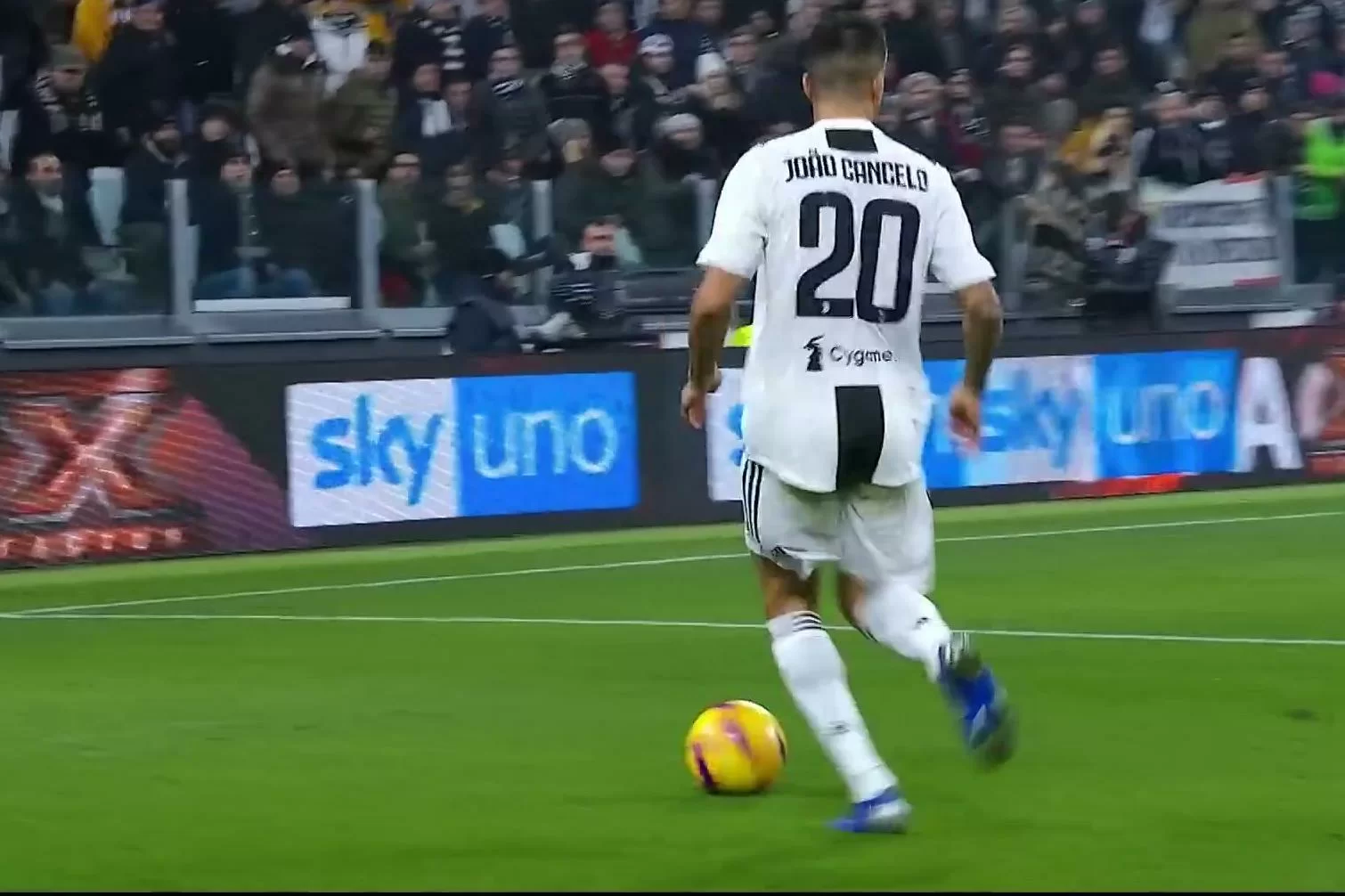 Cancelo super: la Juventus vola grazie alla sua arma in più