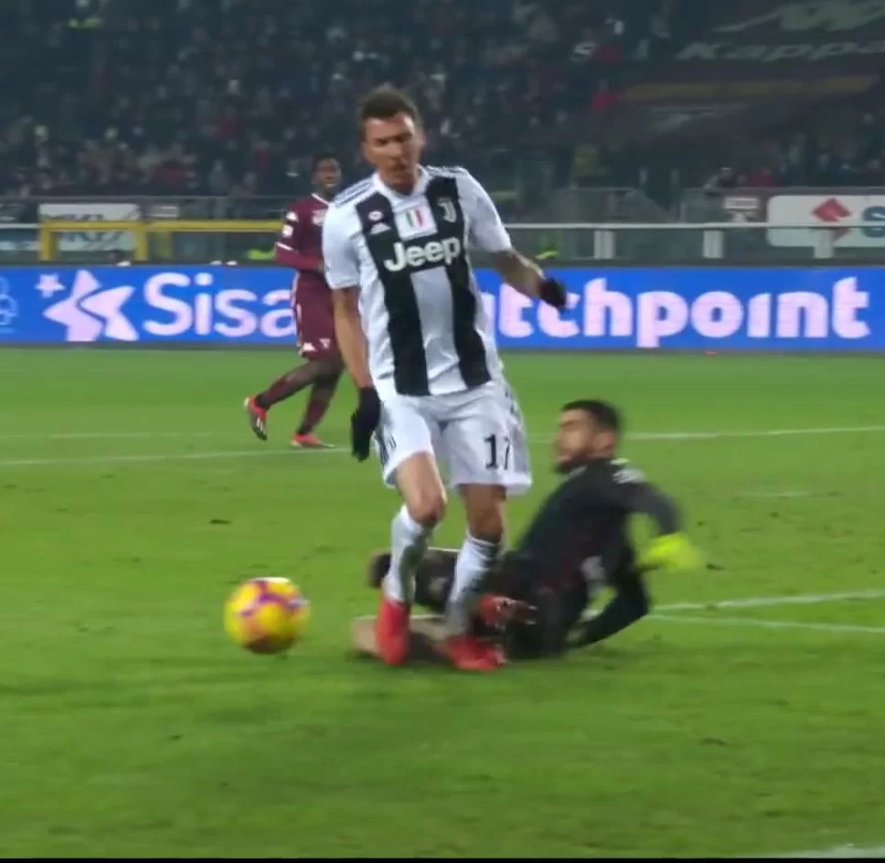 Tifosi del Toro contro il derby: “Il 4 maggio non si gioca”