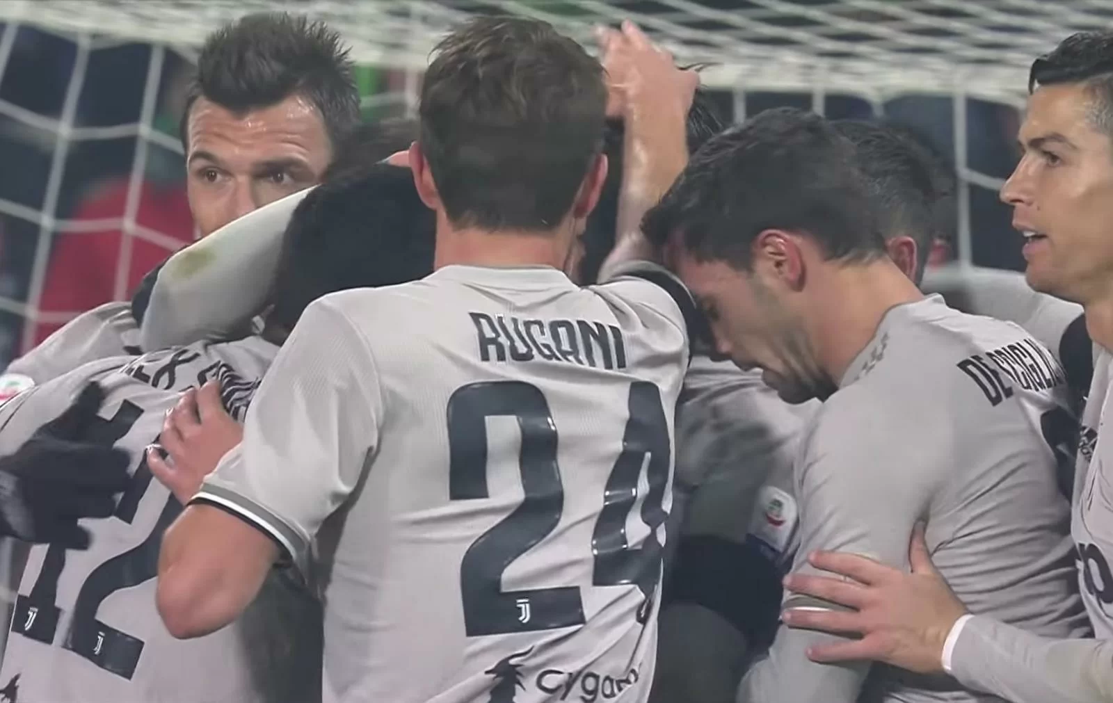 Papà Rugani orgoglioso di Daniele: “Per la Juventus abbiamo sputato sangue”