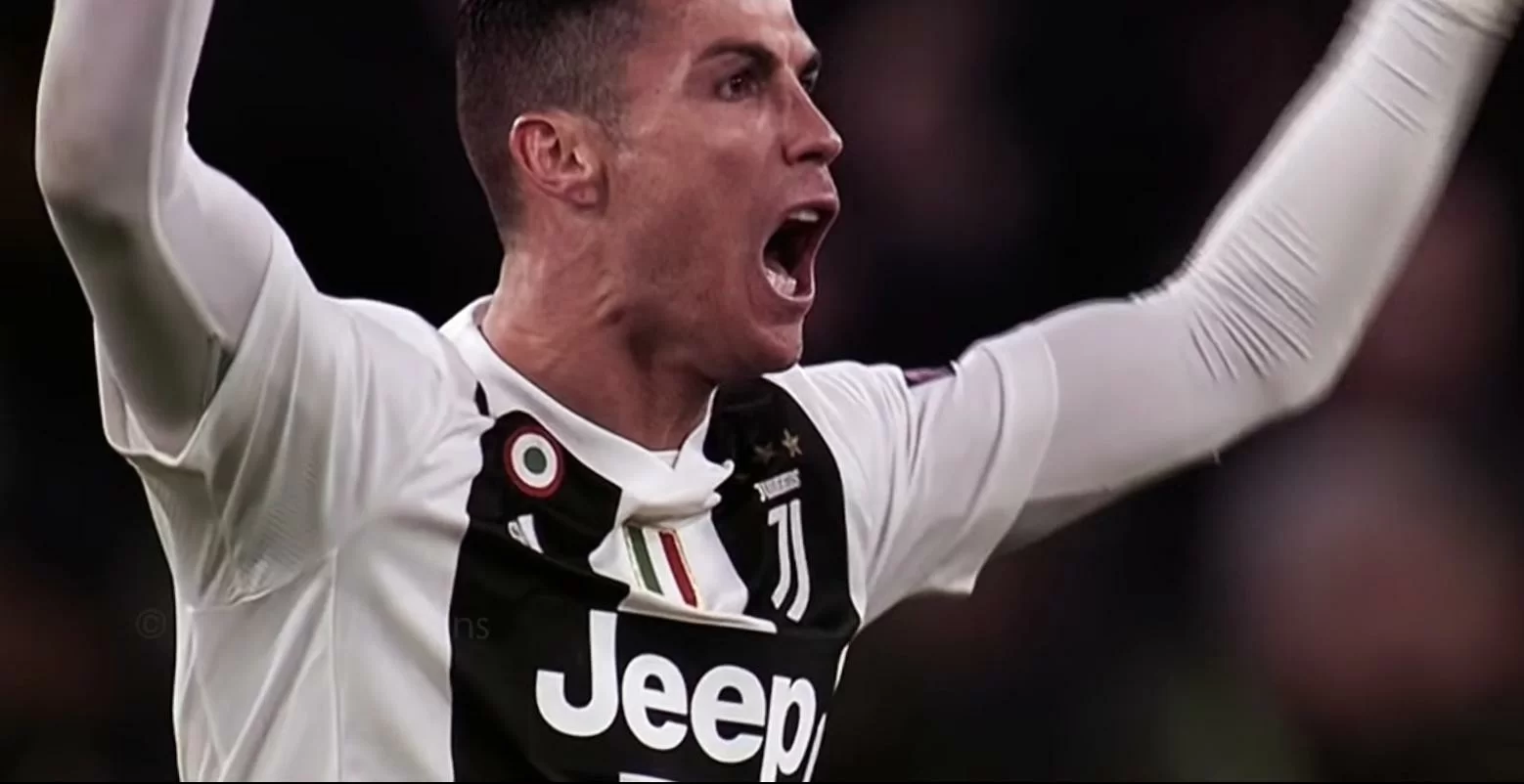 Ronaldo provocato dai tifosi avversari, lui risponde provocatoriamente
