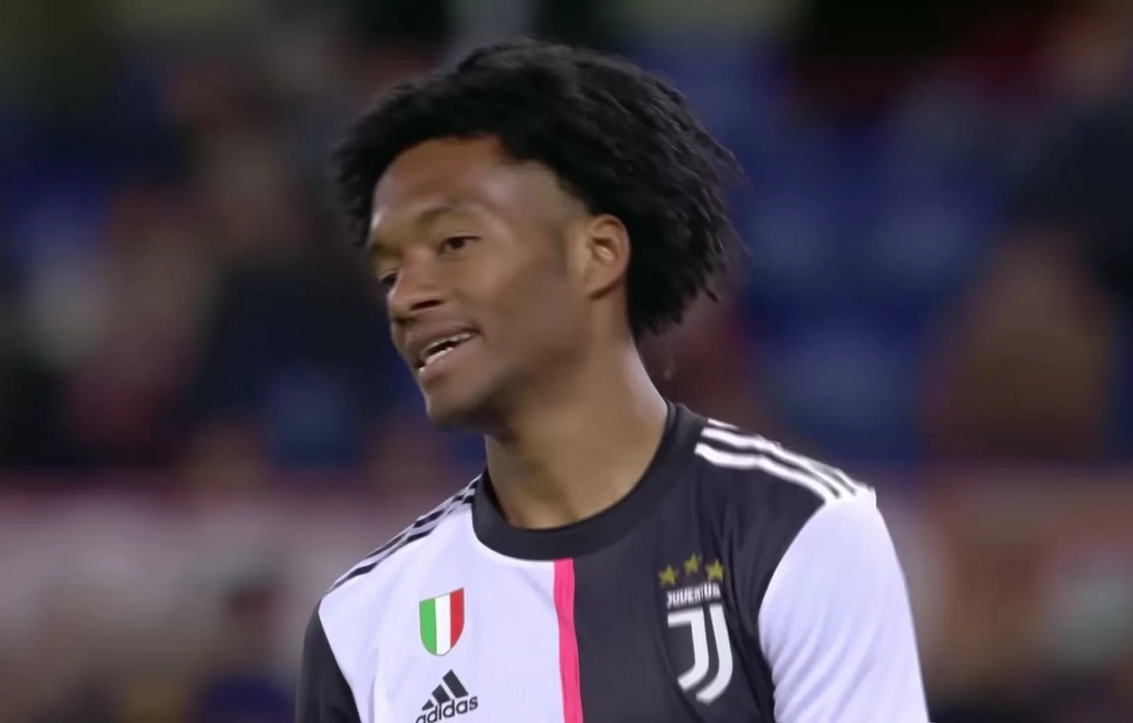Cuadrado: “Oggi bisogna essere generosi. È un momento difficile ma con l’aiuto di Dio ne usciremo”