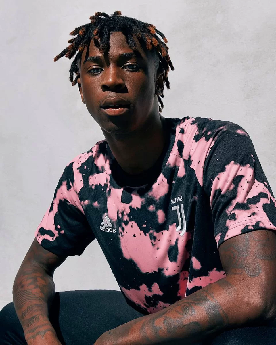 Juventus, annunciata la maglia pre-gara per la prossima stagione