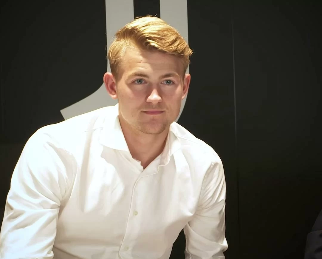 De Ligt al De Telegraaf: “Raiola non influenza le mie decisioni. Juve? Sono molto felice”