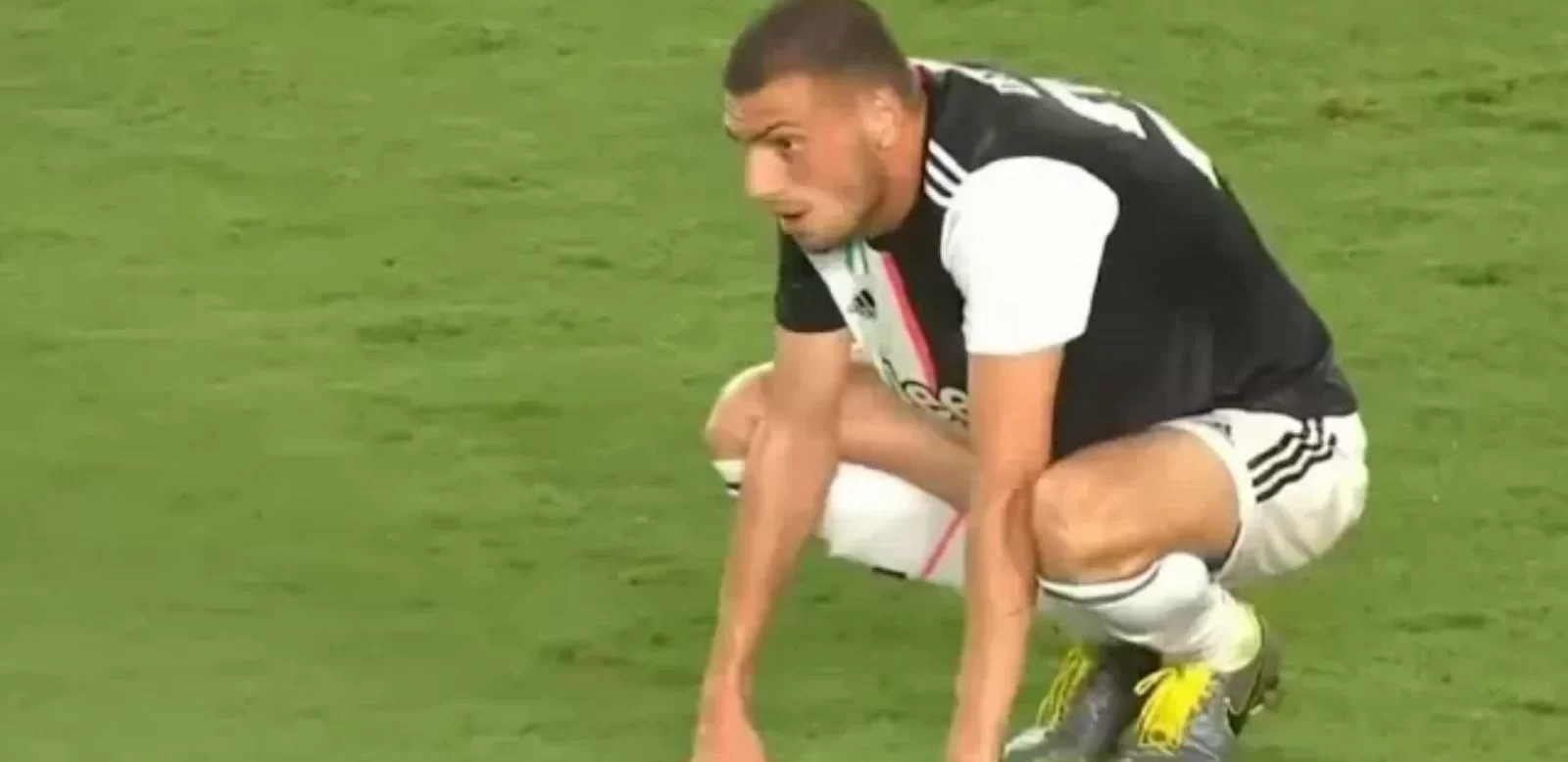 Agente Demiral: “Resta alla Juventus, non è sul mercato”