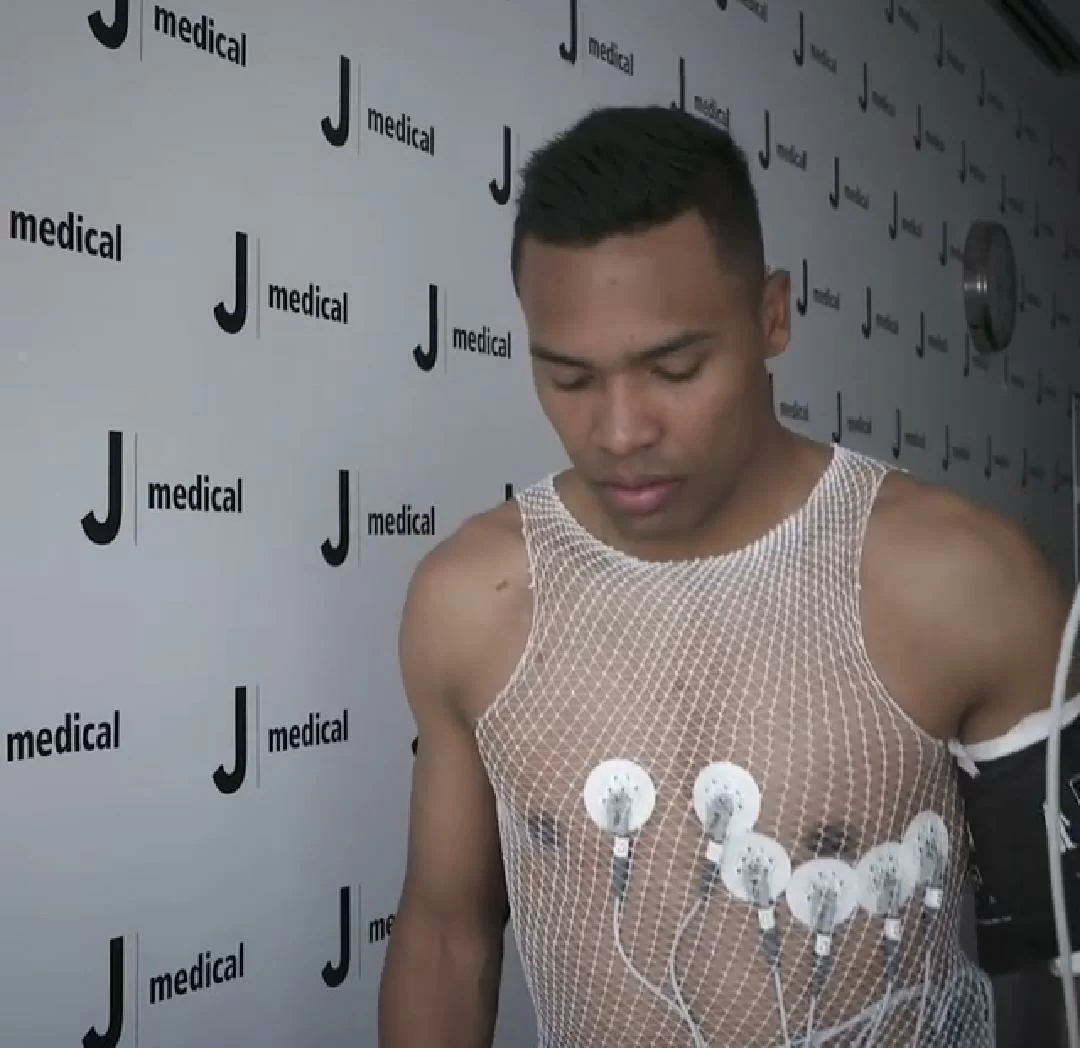 La Juve cerca il vice Alex Sandro: Pellegrini pronto a tornare