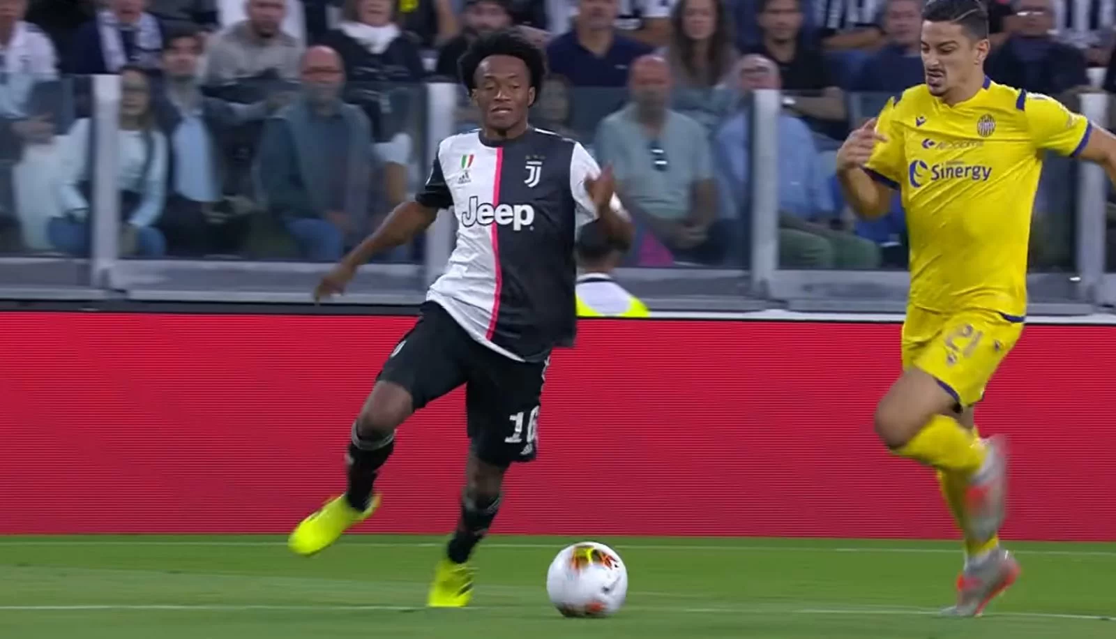 Pronto il rinnovo per Juan Cuadrado, accordo ad un passo