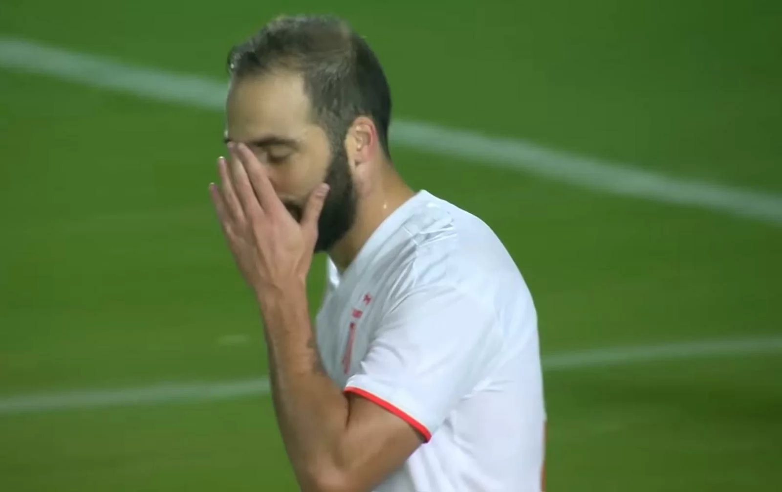 La Juventus si rifà l’attacco: dentro uno fra Icardi e Milik. Higuain verso l’addio