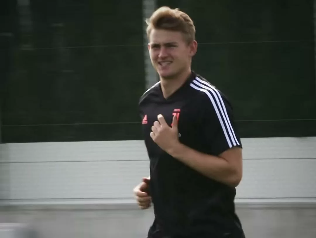 de Ligt: “Per lo scudetto c’è tanta concorrenza. Pirlo mi è sempre piaciuto”
