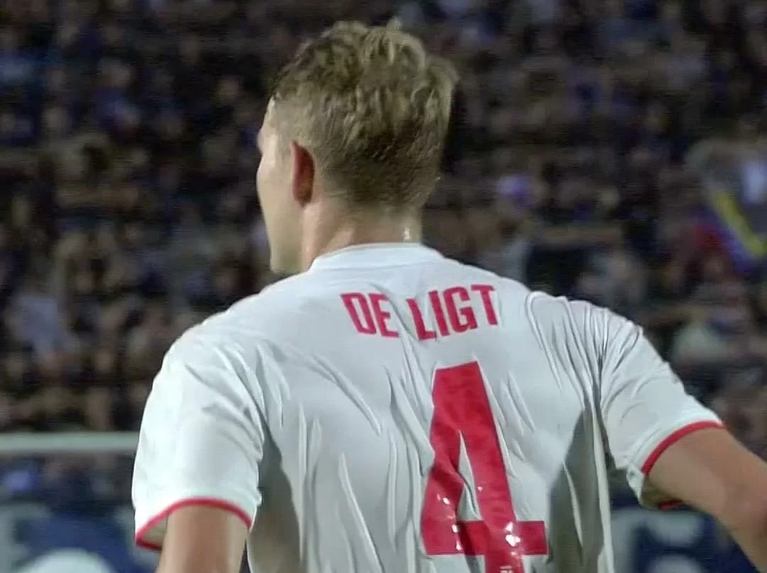 Marelli non ha dubbi: “Mano di De Ligt? Non è rigore”