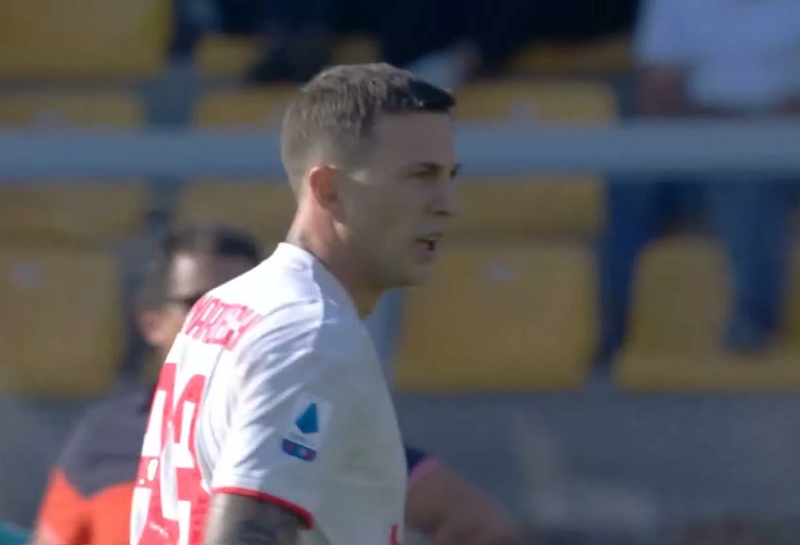 Ultrà bianconeri contro Bernardeschi: “Si allinea alla logica buonista, un copia e incolla”