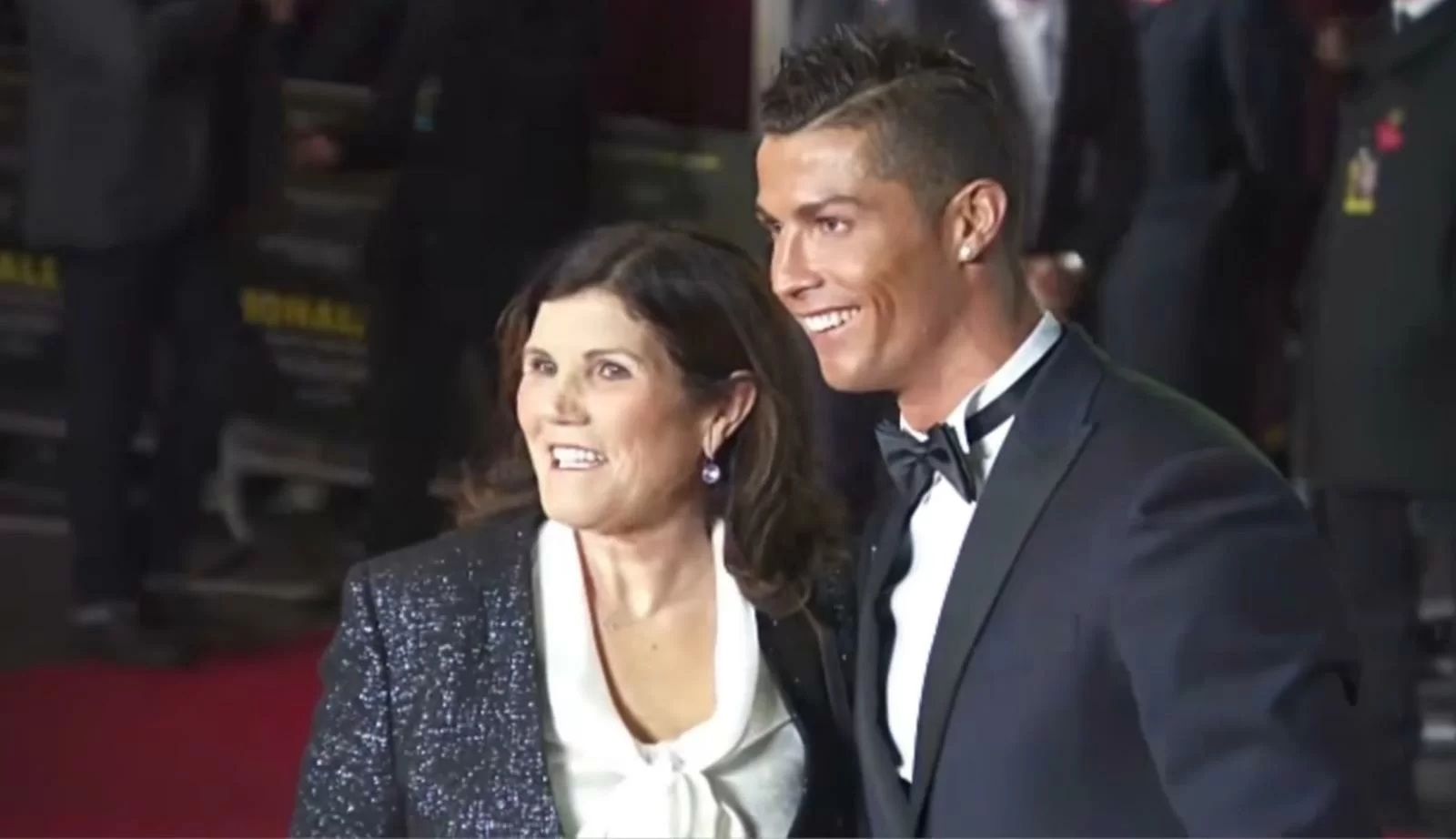 La madre di Ronaldo rassicura tutti: “Grande spavento, grazie ai medici mi sto riprendendo”