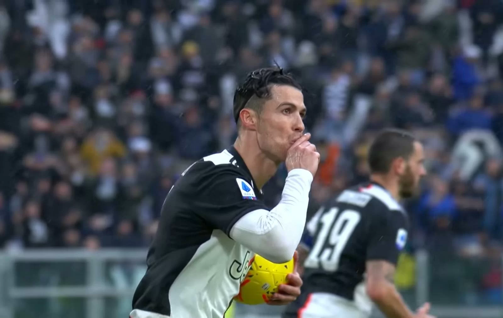 Repubblica – Cristiano Ronaldo garantisce: “Vedrete, si tornerà in campo”