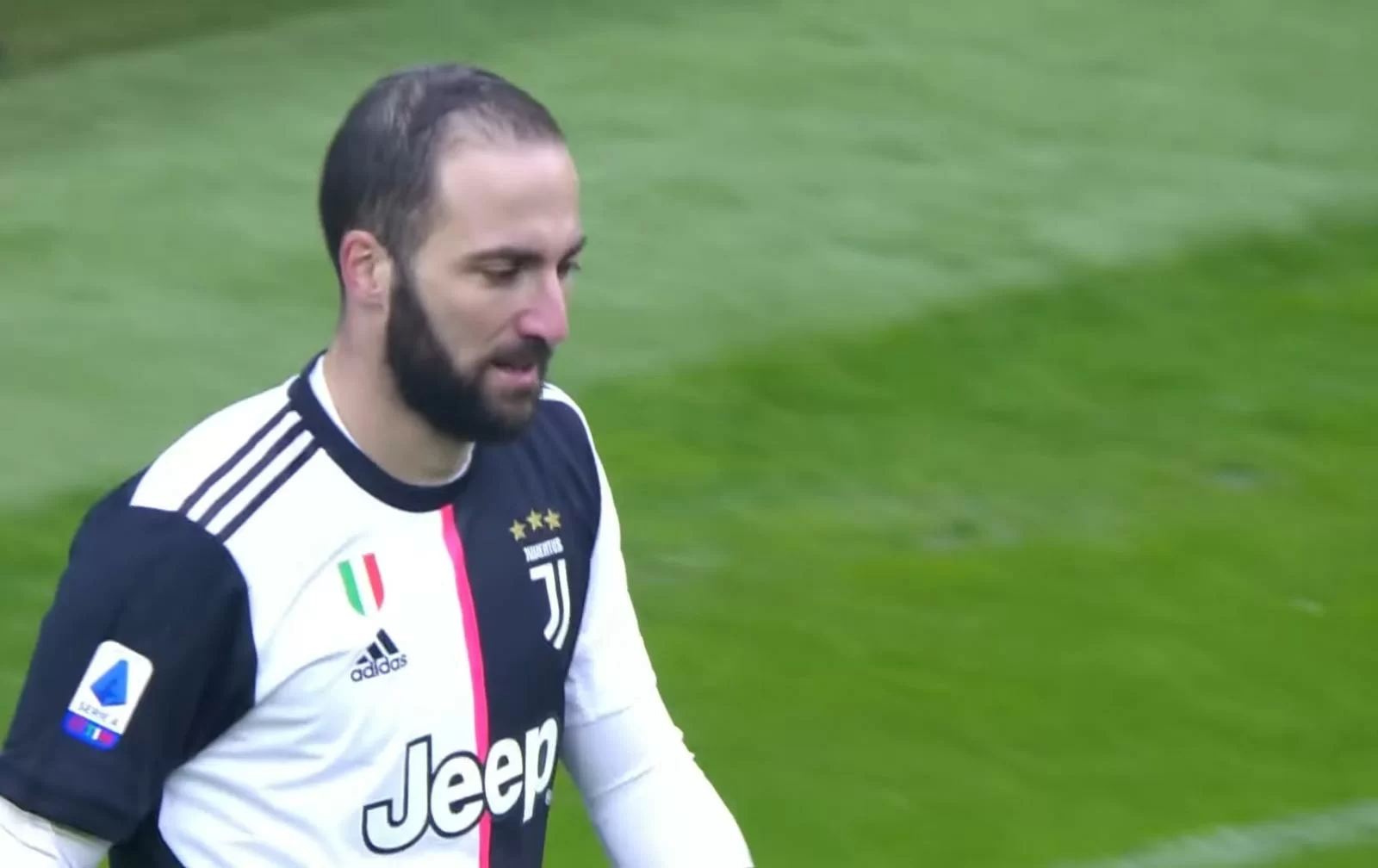 Higuain dubbioso sul proprio futuro: “Ora penso alla Juve, ma…”