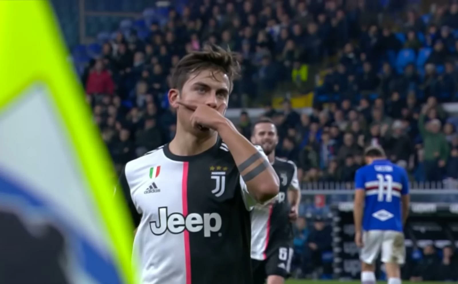 Dybala in diretta social: “Grazie a chi rischia la vita in ospedale”