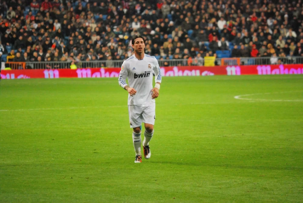 Sergio Ramos: “Un Pallone d’Oro a parte per Messi e CR7. De Ligt è il futuro”