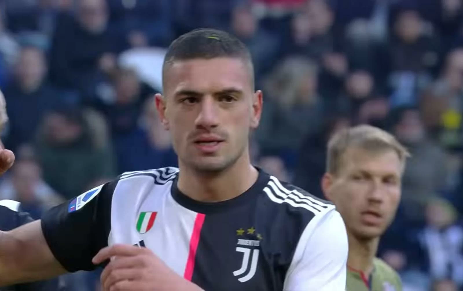 Demiral appare incedibile, ma un possibile scambio con Aouar farebbe vacillare la Juventus