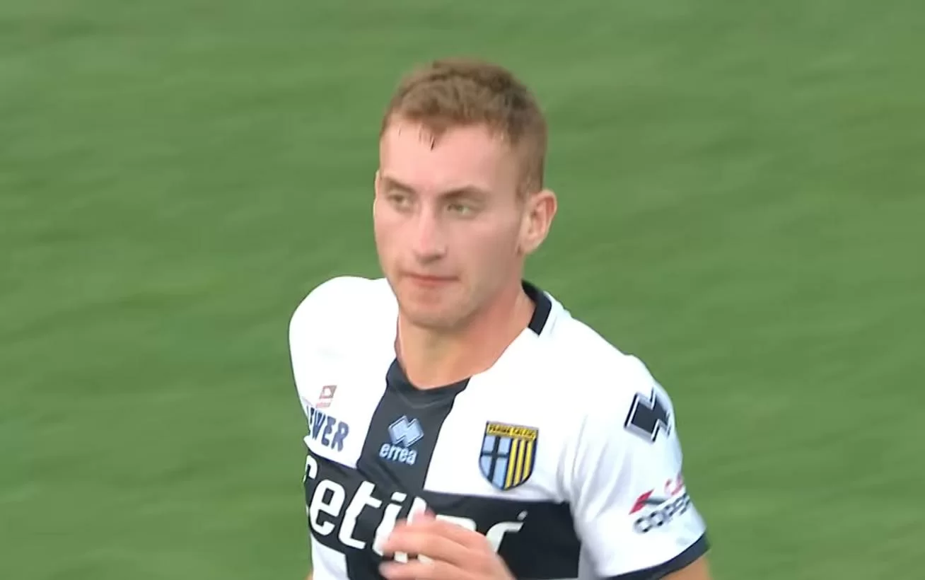 Dejan Kulusevski si racconta sui social: “Ronaldo e Douglas Costa mi hanno impressionato”