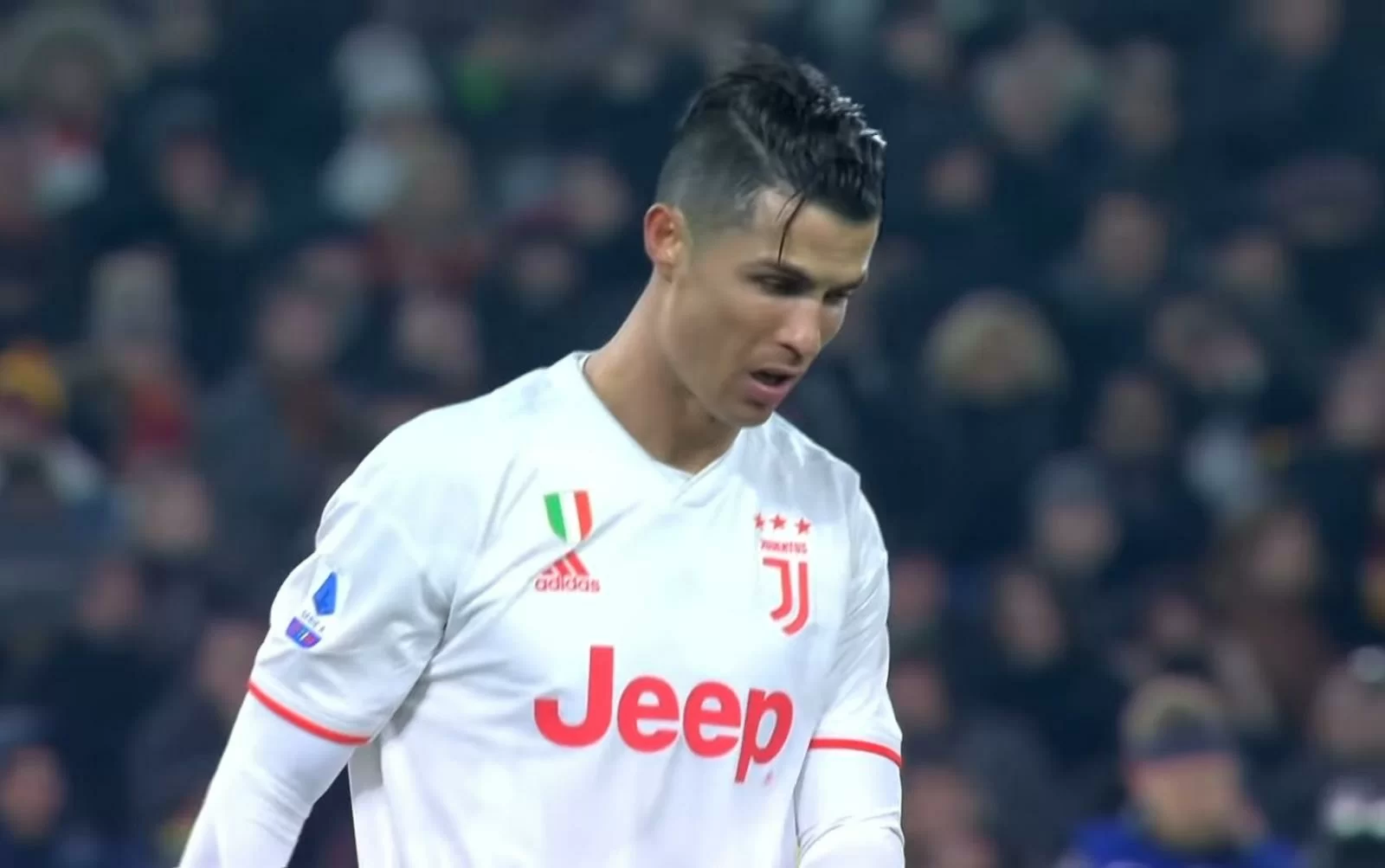 Cristiano Ronaldo è una furia: torna negli spogliatoi dopo il gol di Perotti