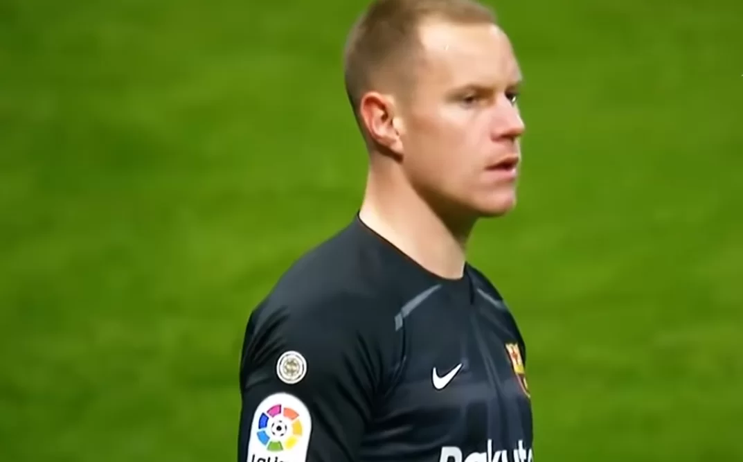 Ter Stegen frena sul rinnovo: Juventus in agguato