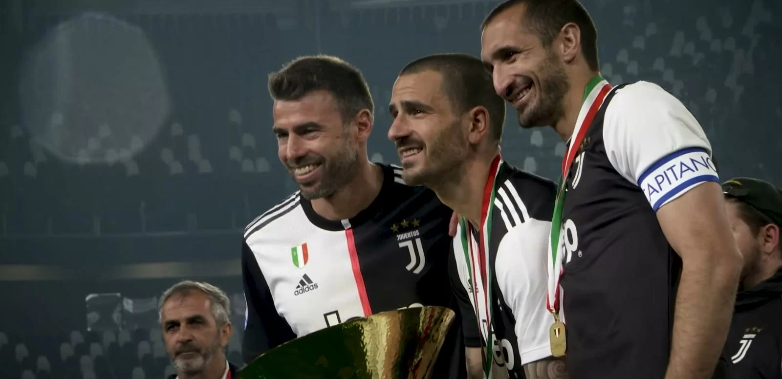 Barzagli, da difensore a collaboratore: “È strano che i miei ex compagni mi chiamino mister”