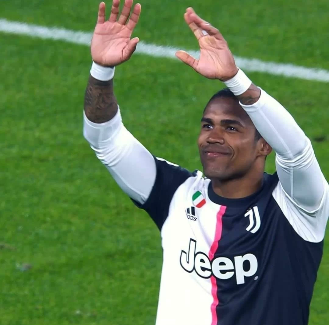 CdS – La Juve vuole 40 milioni per Douglas Costa