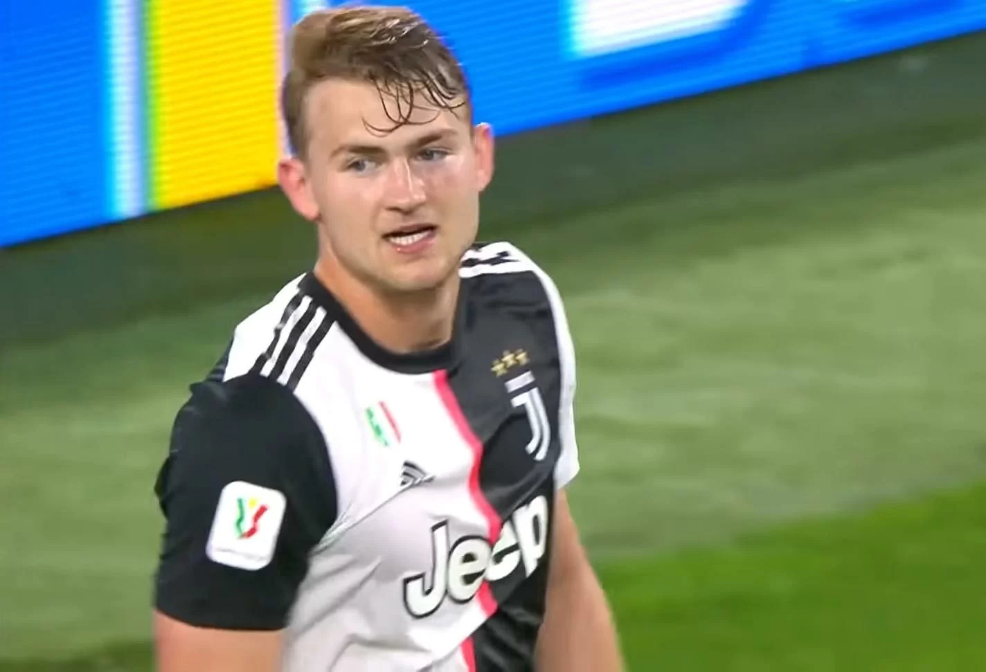 CorTo – Possibile operazione alla spalla per De Ligt